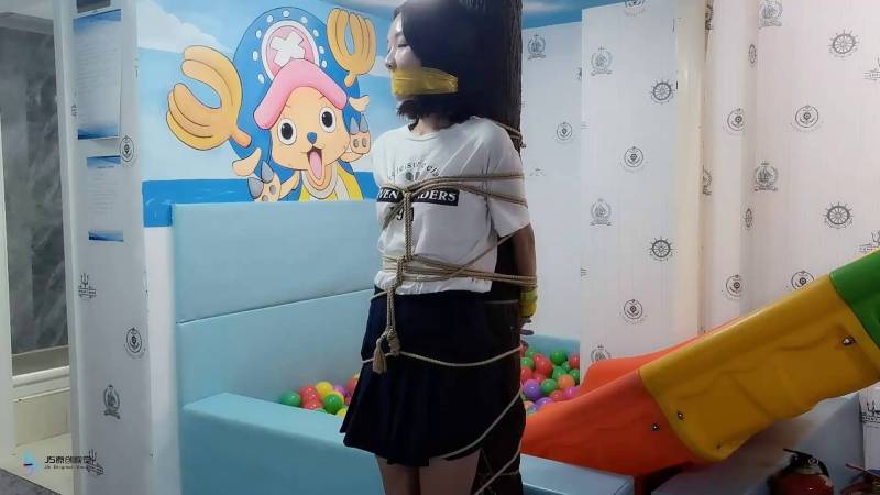125201ofy4sj854e4lvgaz.jpg