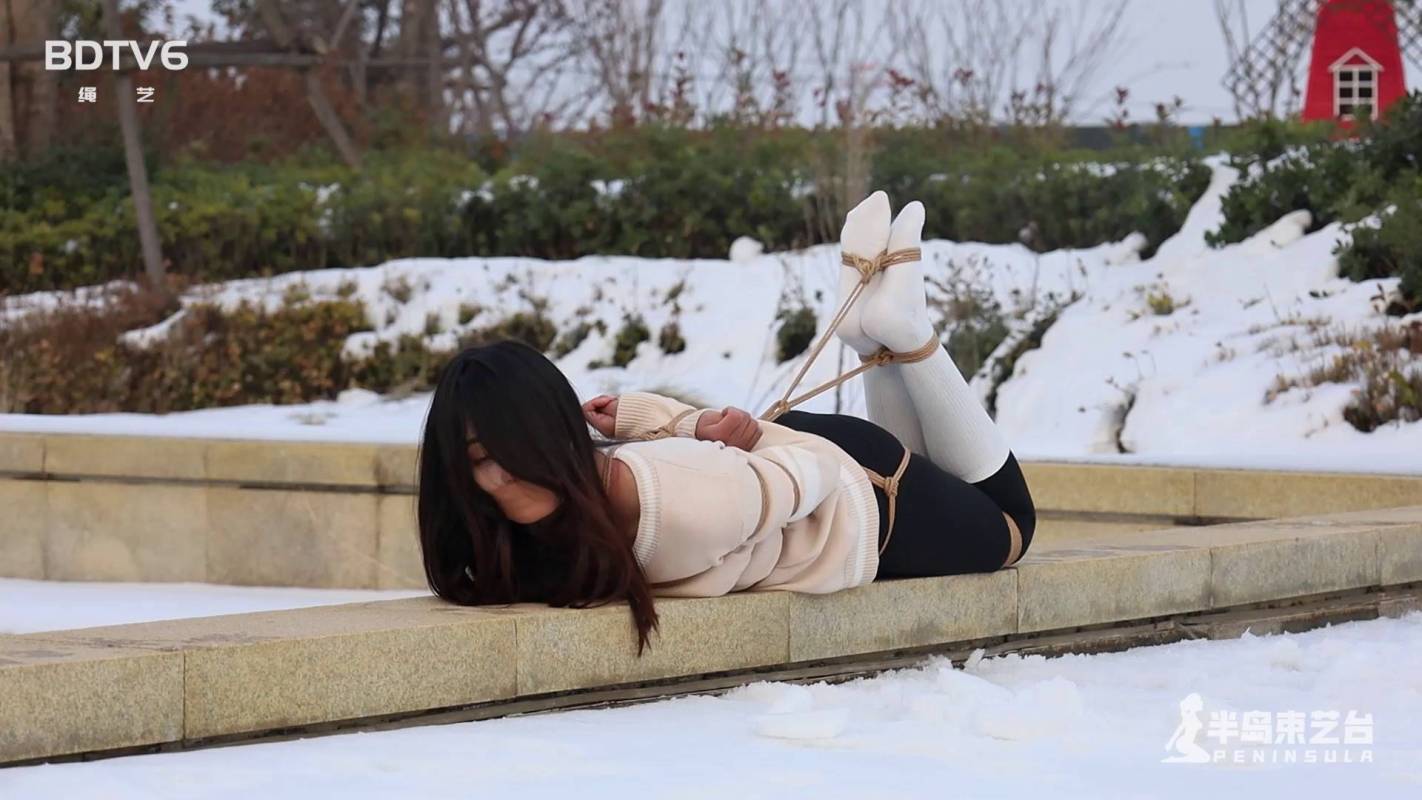 145201kwb2rmbmyrb4ey4y.jpg
